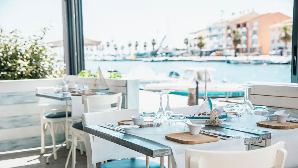 Le bistrot del mar Restaurant in Mèze