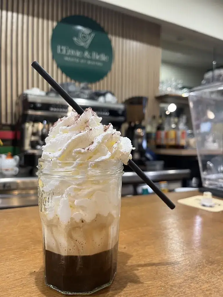 L'Envie & Belle_Mèze_slider_image_3