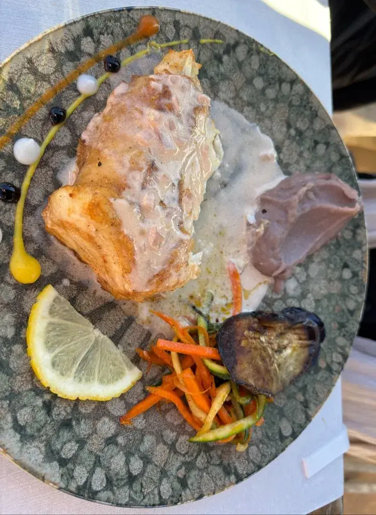 Sally Burk_Restaurant L'eau Sel_Mèze_review