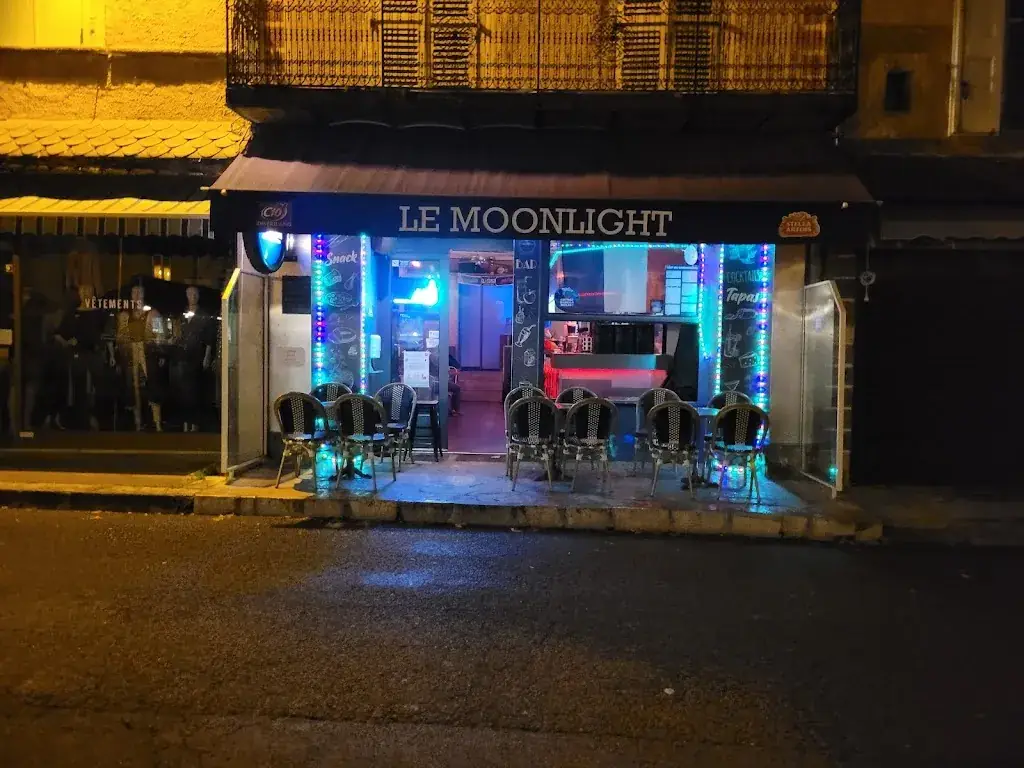 Le Moonlight_Meyrueis_slider_image_3