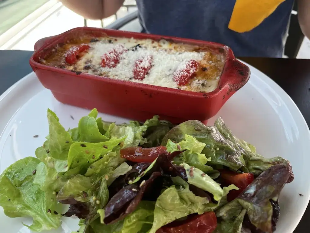 Patricia Perez_P Com Pizza_Archamps_review