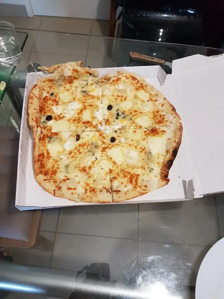 Menu_Pizzeria La Sicilienne_Millas_image_4