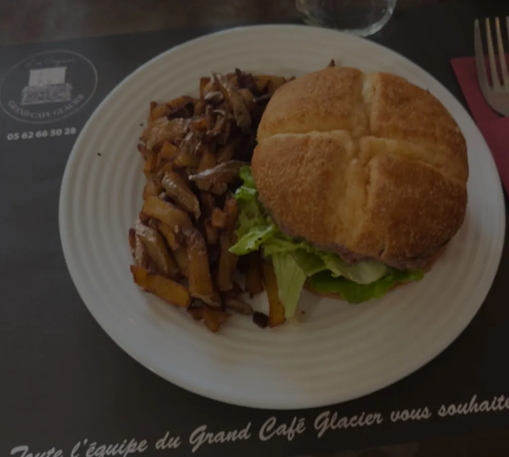 Eary Viel_Café Glacier_Mirande_review