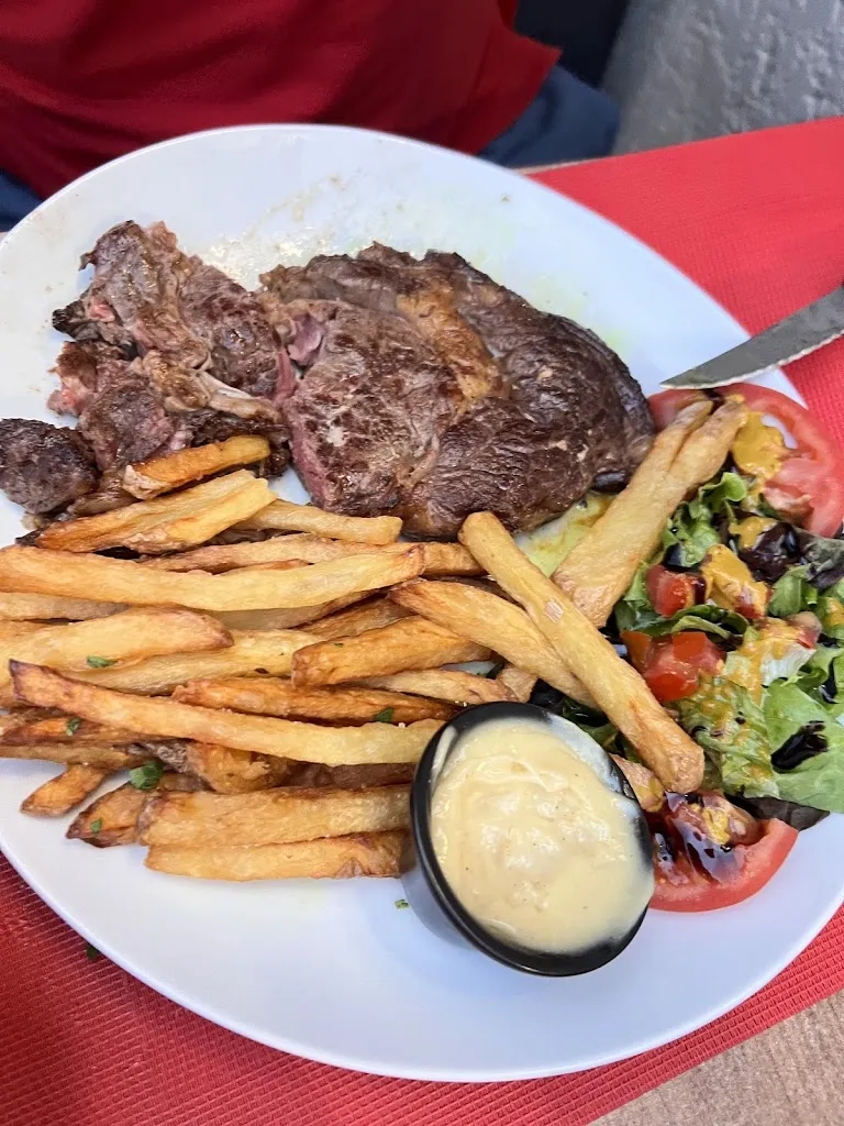 Lilly Sawyer_Le Grisbi_Vic-la-Gardiole_review