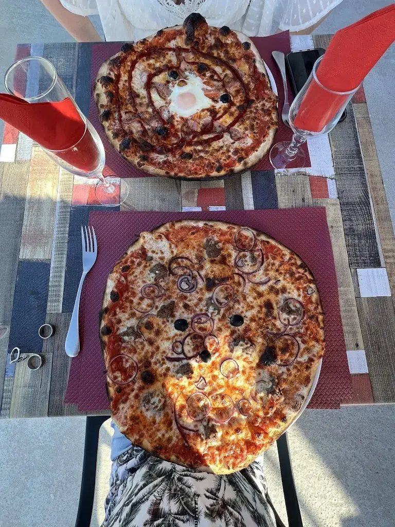 Léo Beutel_Pizzeria Chez MALOU _Monclar-de-Quercy_review