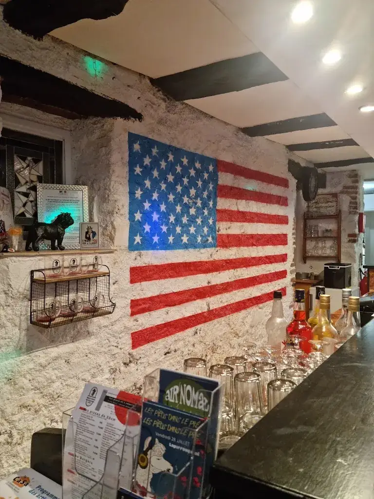 David Allen_Mad Dog Pizzeria_Monestiés_review