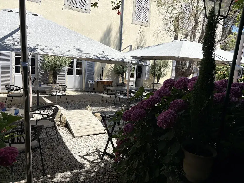Clos des Oliviers restaurant in Mirepoix