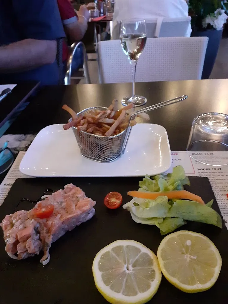 Suzanne Serrus_Le Saint Maurice_Mirepoix_review