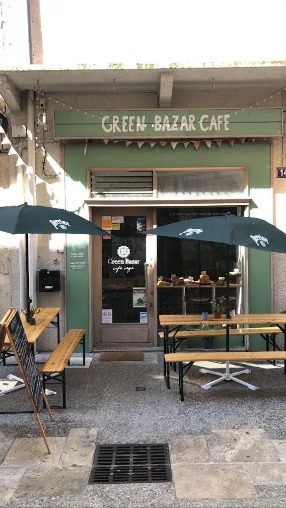 Green Bazar Café_Mirepoix_slider_image_1