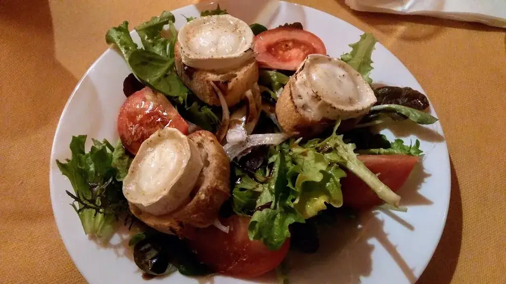 Alfredo Mendieta Cahuana_La Flambée_Mirepoix_review