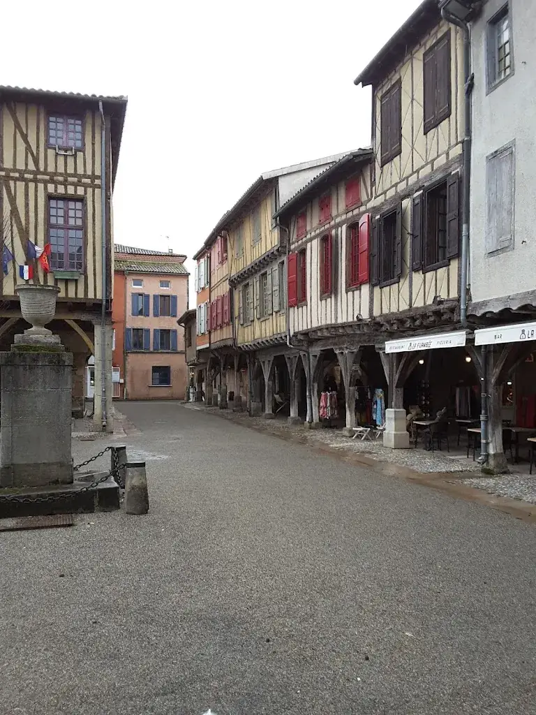 Paddy Travel in a box_Le Casti Maris_Mirepoix_review