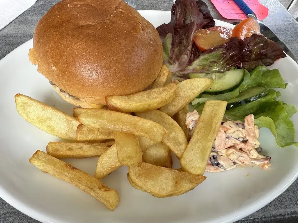 The Mad Hatter restaurant in Mirepoix