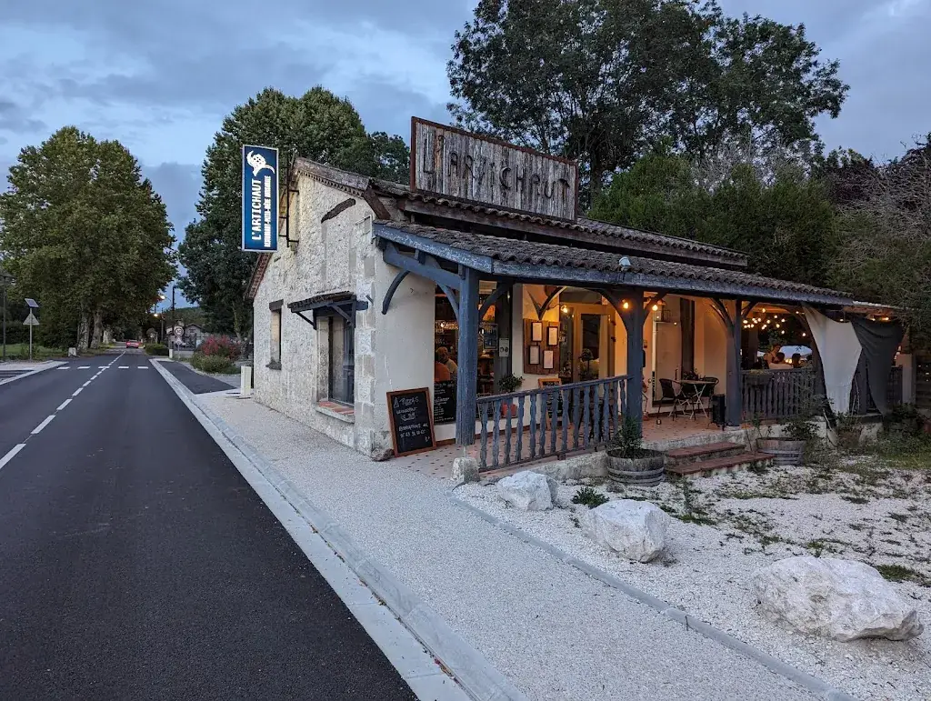 Cris Young_l’Artichaut_Montaigu-de-Quercy_review