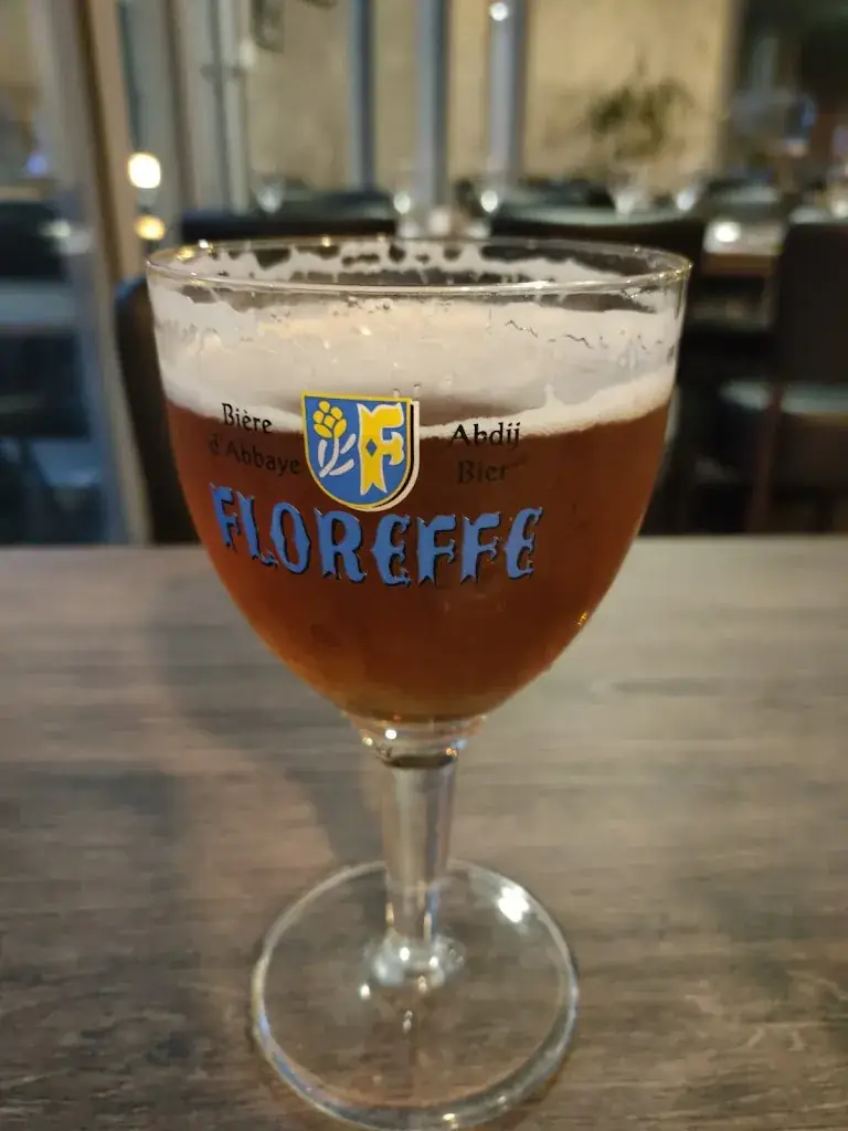 Russell Dorsett_Logis Hôtel le Midi_Montaigu-de-Quercy_review