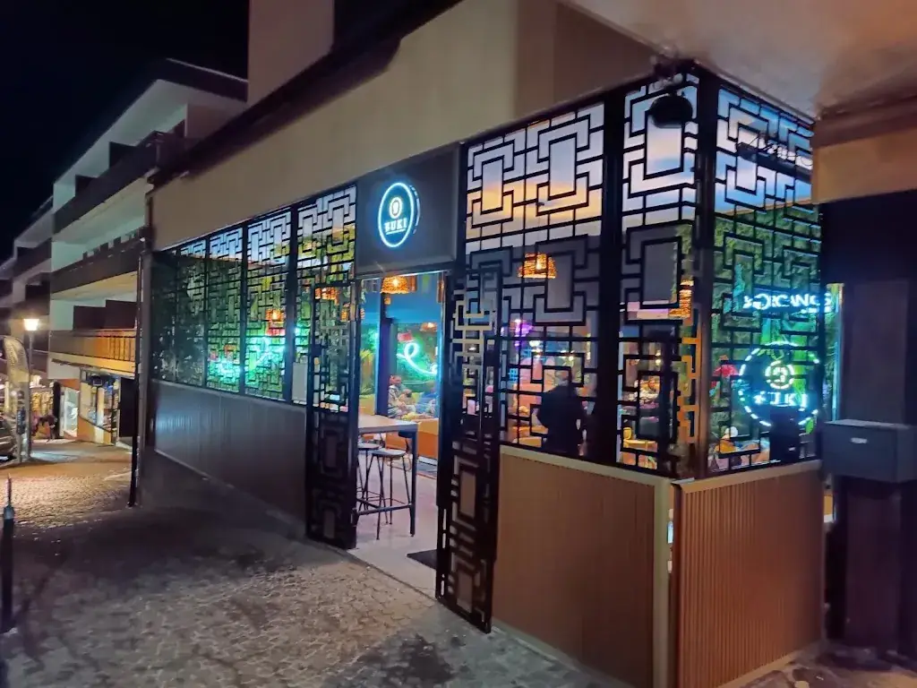 Yuki Lounge Bar & Restaurant restaurant in Crans-Montana