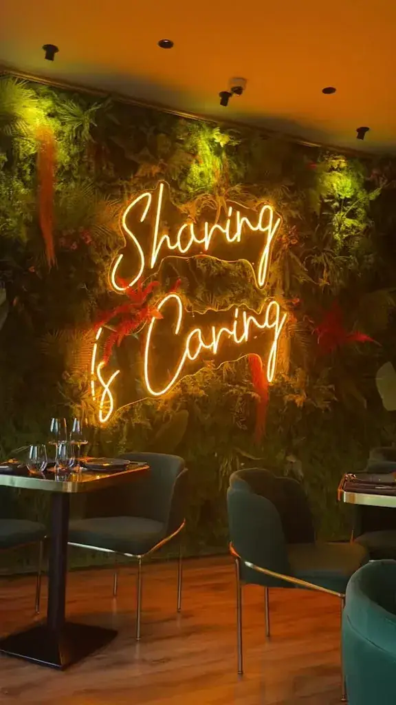 Yuki Lounge Bar & Restaurant_Crans-Montana_slider_image_2