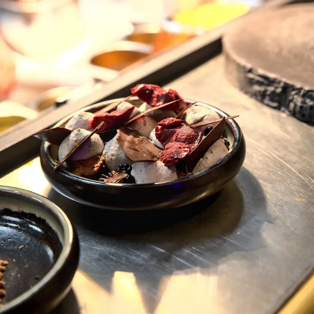 Yuki Lounge Bar & Restaurant_Crans-Montana_slider_image_3