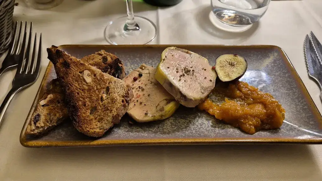 La Rôtisserie_Crans-Montana_slider_image_3