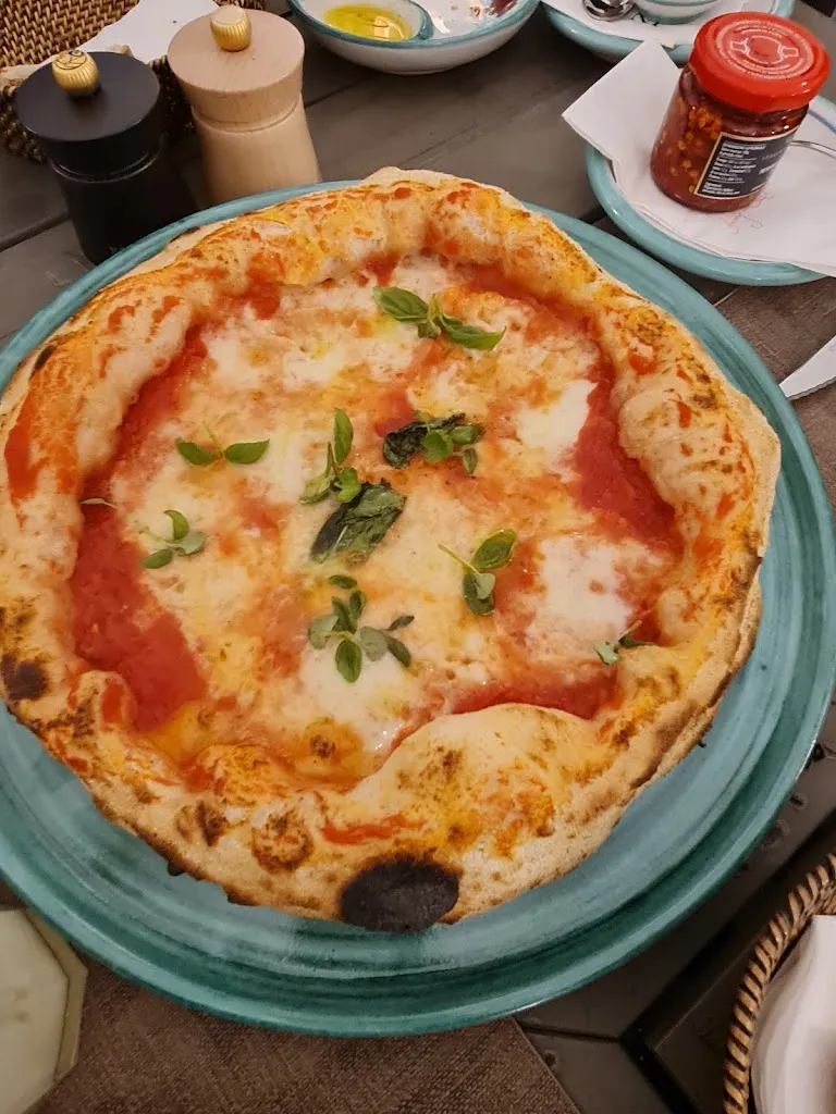 Menu_Memphis by Intenso_Crans-Montana_image_9