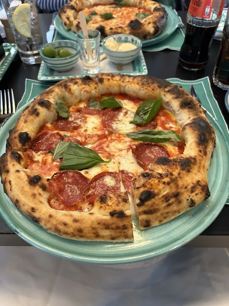 Andrew Darby_Memphis by Intenso_Crans-Montana_review