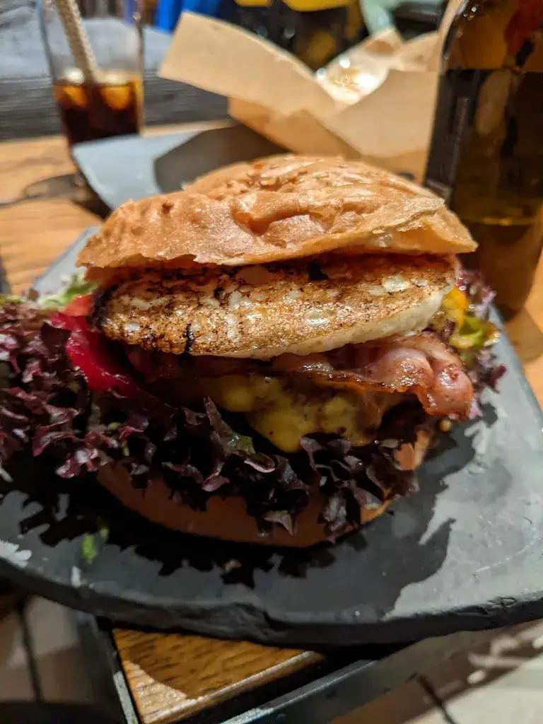 Menu_Burger Lounge_Crans-Montana_image_8