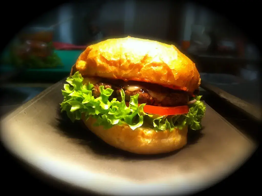 Burger Lounge_Crans-Montana_slider_image_3