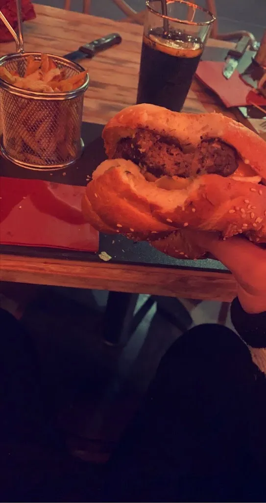 Tariq Alnazawi_Le Senso_Crans-Montana_review