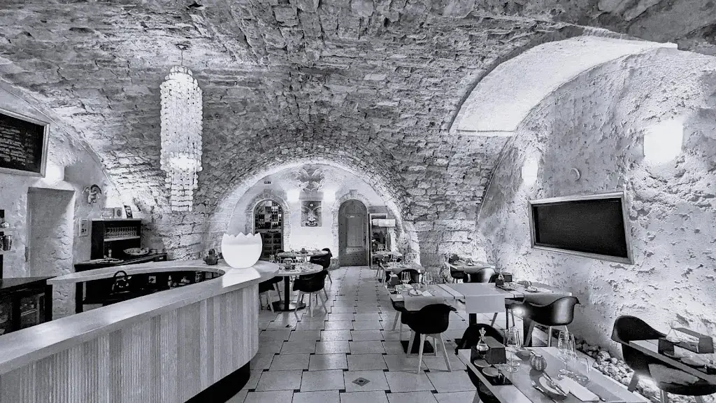 restaurant bk restaurant in Montagnac