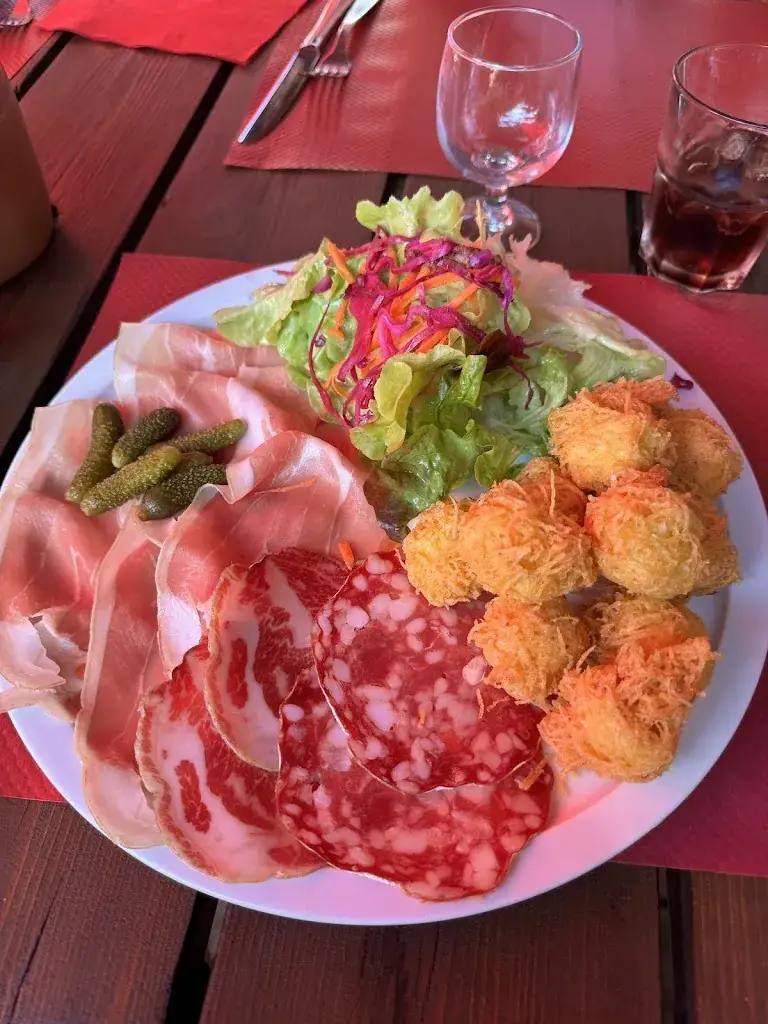 Auberge de Colombaz_Contamines-Montjoie_slider_image_3