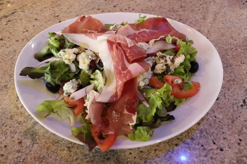 Brasserie l'Esplanade_Montagnac_slider_image_3