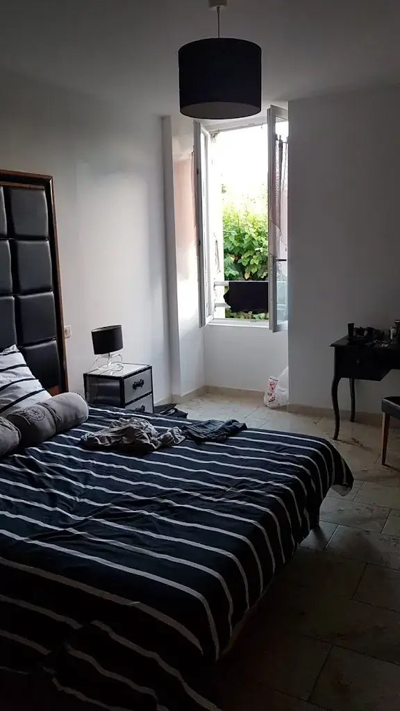 Domaine de Bessilles_Montagnac_slider_image_3