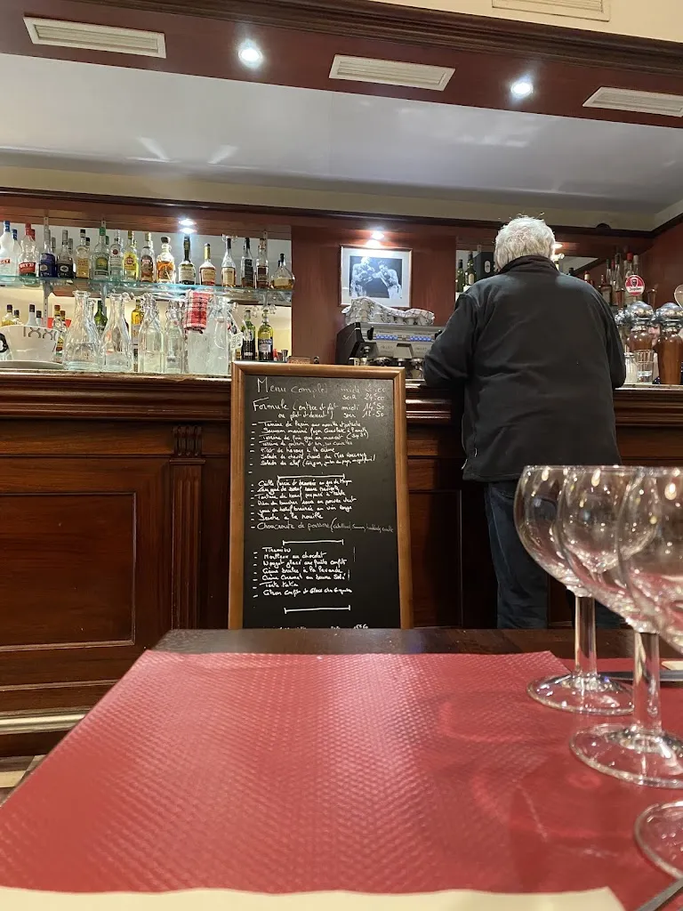 Maxime Fanton_Cafe Brasserie Chez Hansi_Pézenas_review