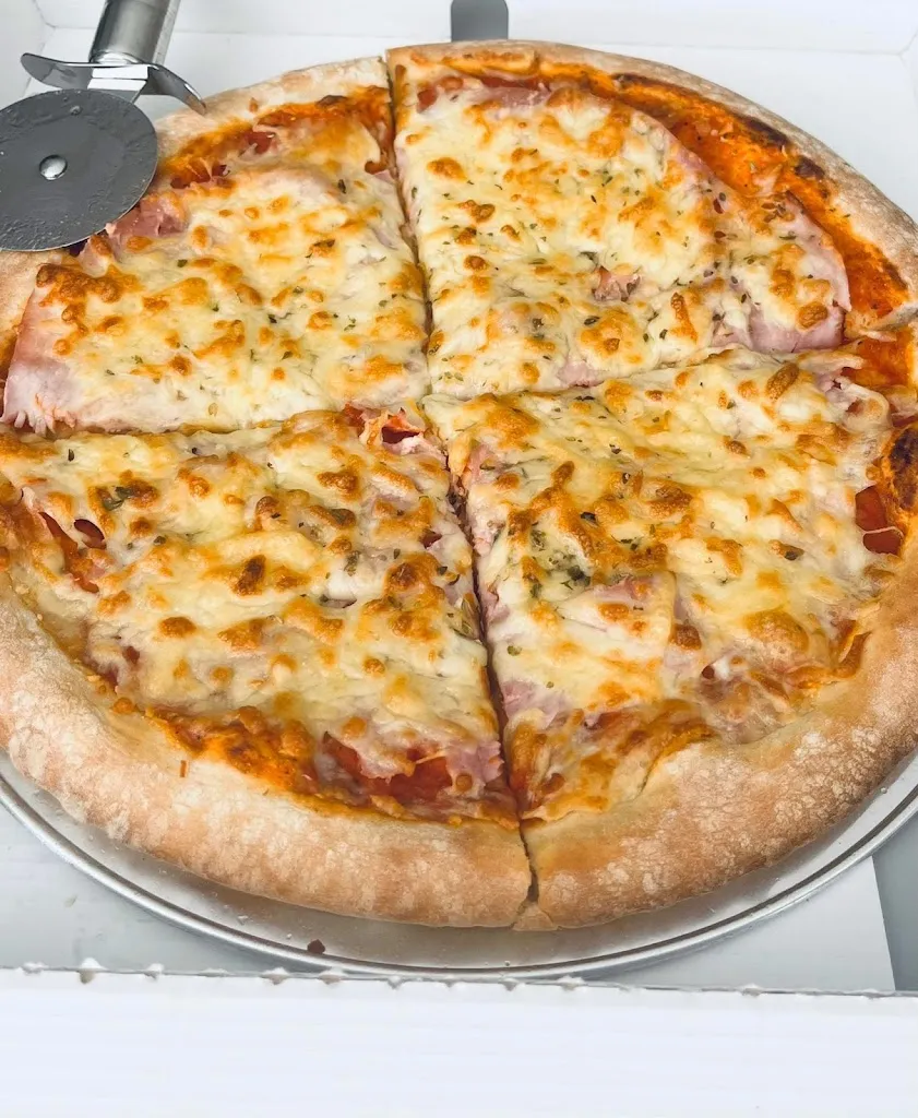 Star Pizza_Montbazens_slider_image_1