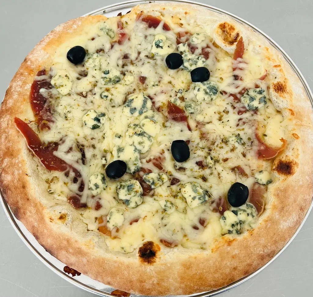 Star Pizza_Montbazens_slider_image_2