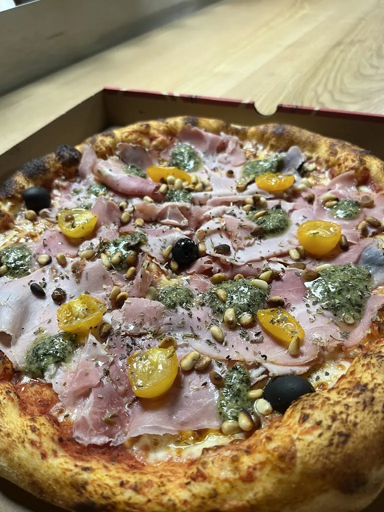 Menu_Pizza La Volterra Montbazens_Montbazens_image_4