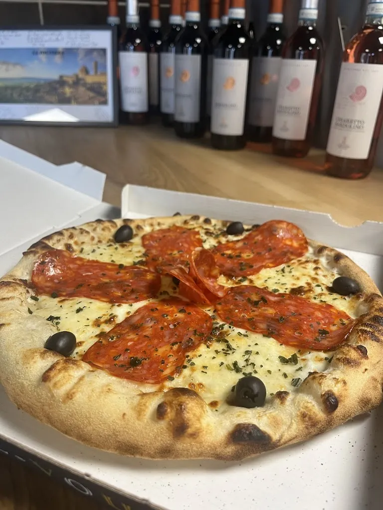 Menu_Pizza La Volterra Montbazens_Montbazens_image_7