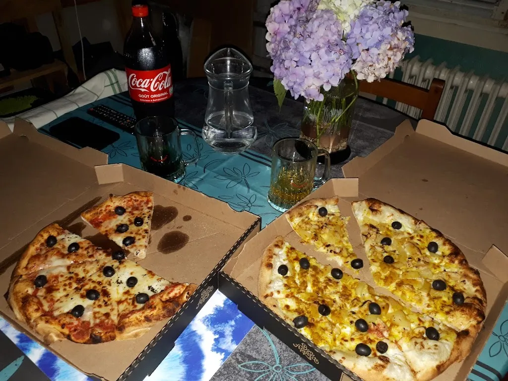 Sarah Lefèvre_Pizza La Volterra Montbazens_Montbazens_review