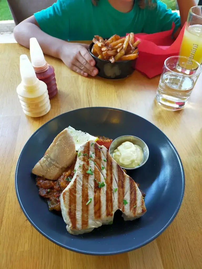 Liparoti Marjorie_Le Midi Vin_Montarnaud_review