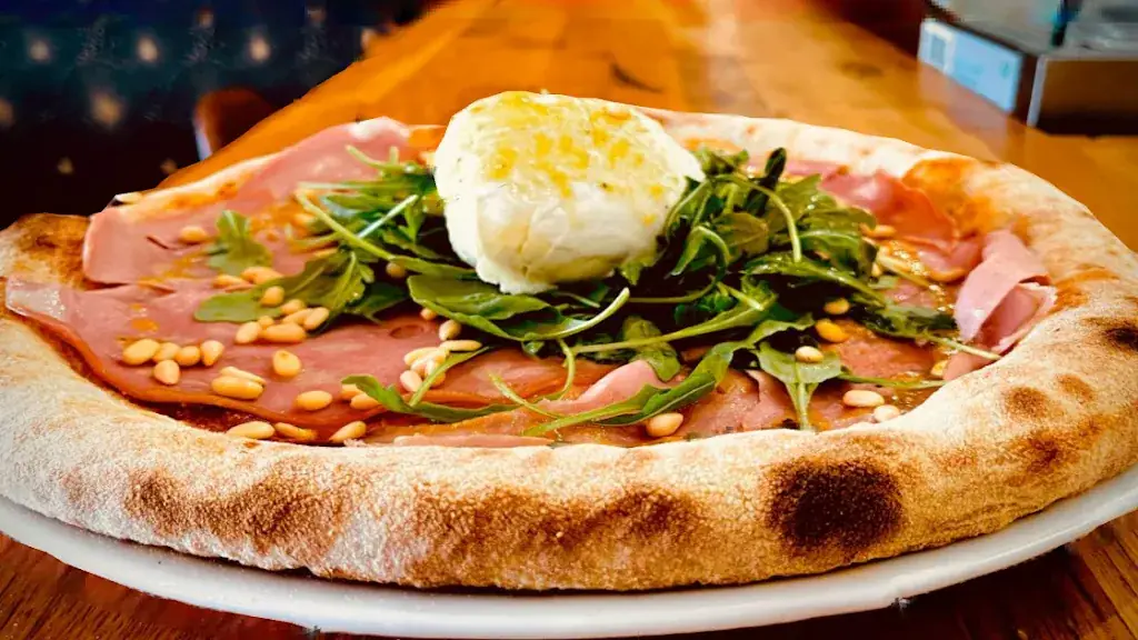 Pizz'Abelia_Montberon_slider_image_2