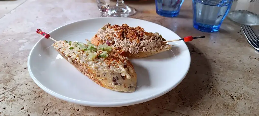 Menu_Restaurant Le 6_Montcuq-en-Quercy-Blanc_image_2