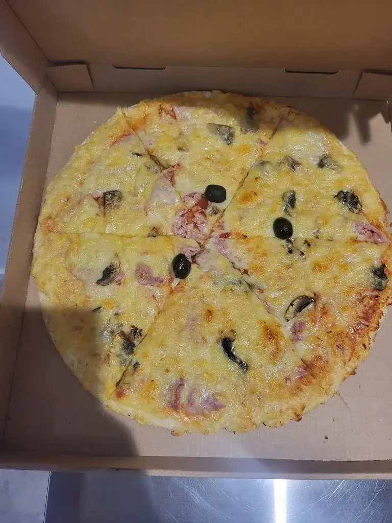 Pizz’Ovalie_Montcuq-en-Quercy-Blanc_slider_image_3