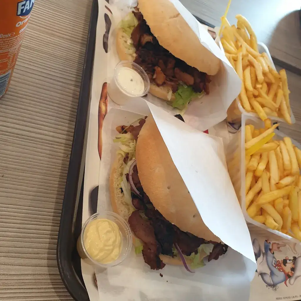 Menu_PIZZA I MÉS_Montescot_image_4