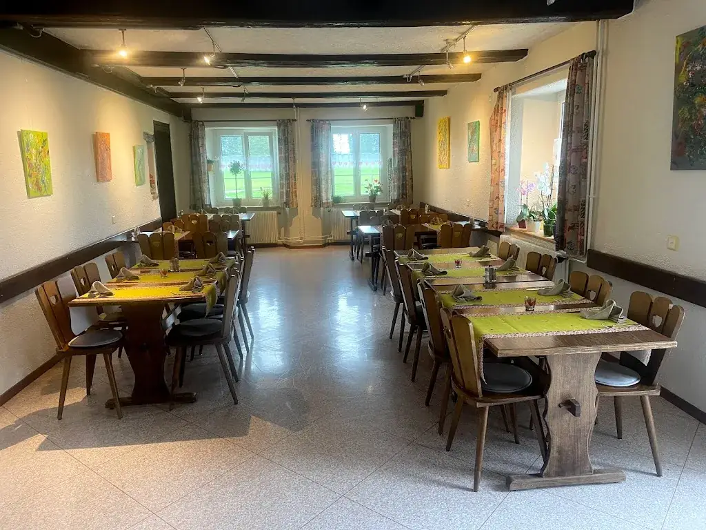 Restaurant Les Voyageurs restaurant in Montfaucon