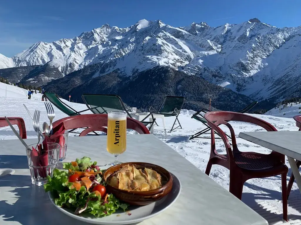 Refuge Restaurant La Roselette_Contamines-Montjoie_slider_image_3