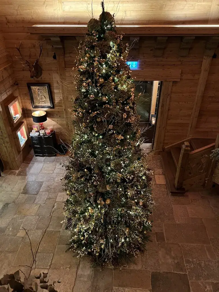 charles pobjoy_Restaurant LeMontBlanc_Crans-Montana_review