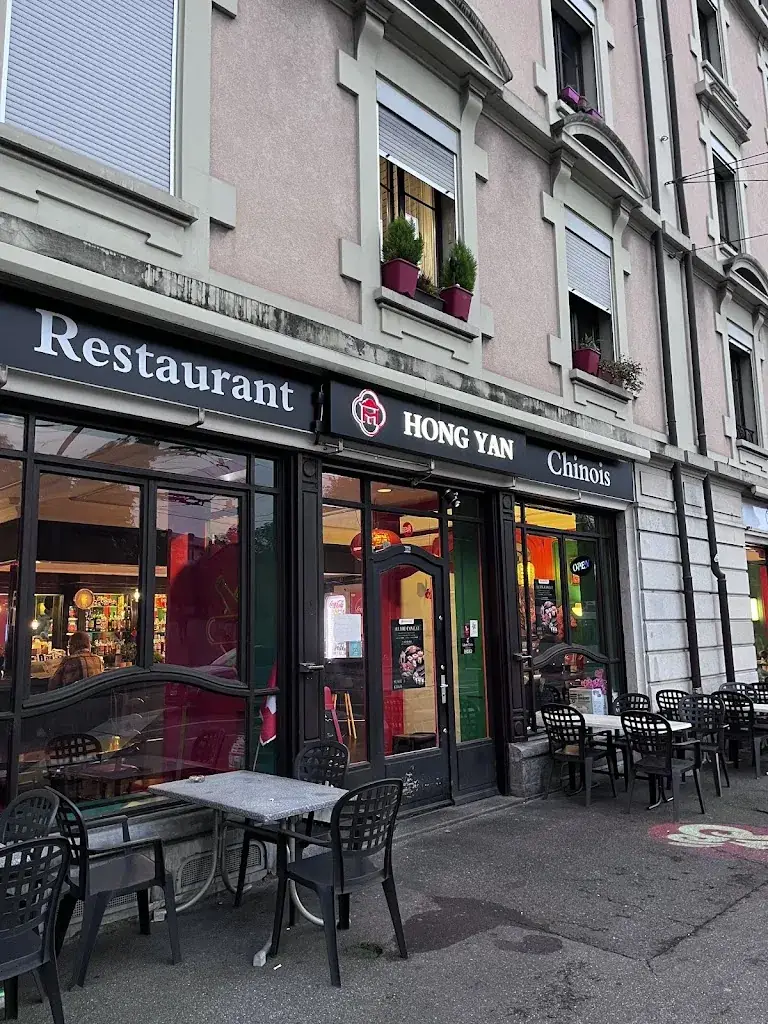 hongjie zhang_Hong Yan_Lausanne_recensione