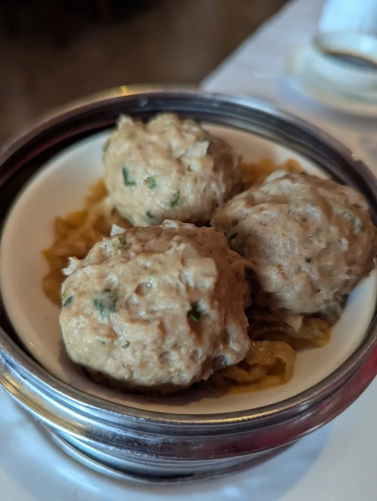 Aaron Kreuscher_Mont Blanc 7 - Restaurant Chinois_Genève_review