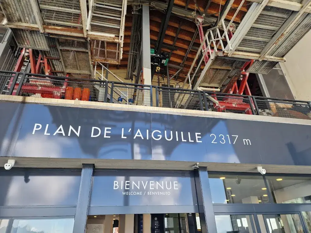 Plan de l'Aiguille_Chamonix-Mont-Blanc_slider_image_1