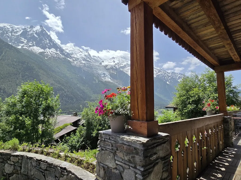 Alisdair Steer_Auberge Du Bois Prin_Chamonix-Mont-Blanc_review