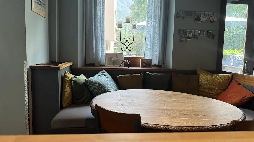 Hey Yoon_Vert Lodge - Rooms, Bar & Restaurant Chamonix_Chamonix-Mont-Blanc_review